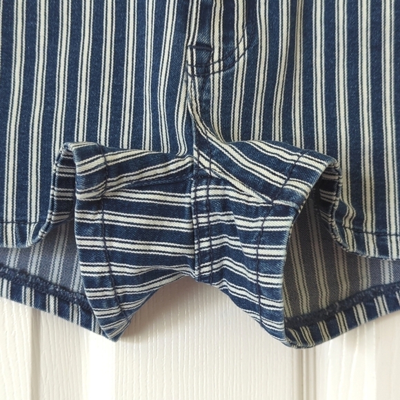 American Eagle Retro Striped Dark Wash High Waisted Shortie Jean Shorts 4 - Picture 9 of 12